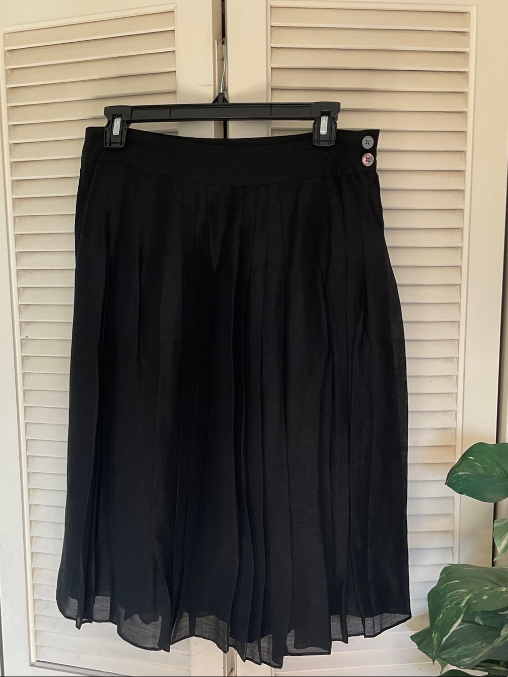 Banana Republic Black Pleated Midi Skirt with Side Buttons